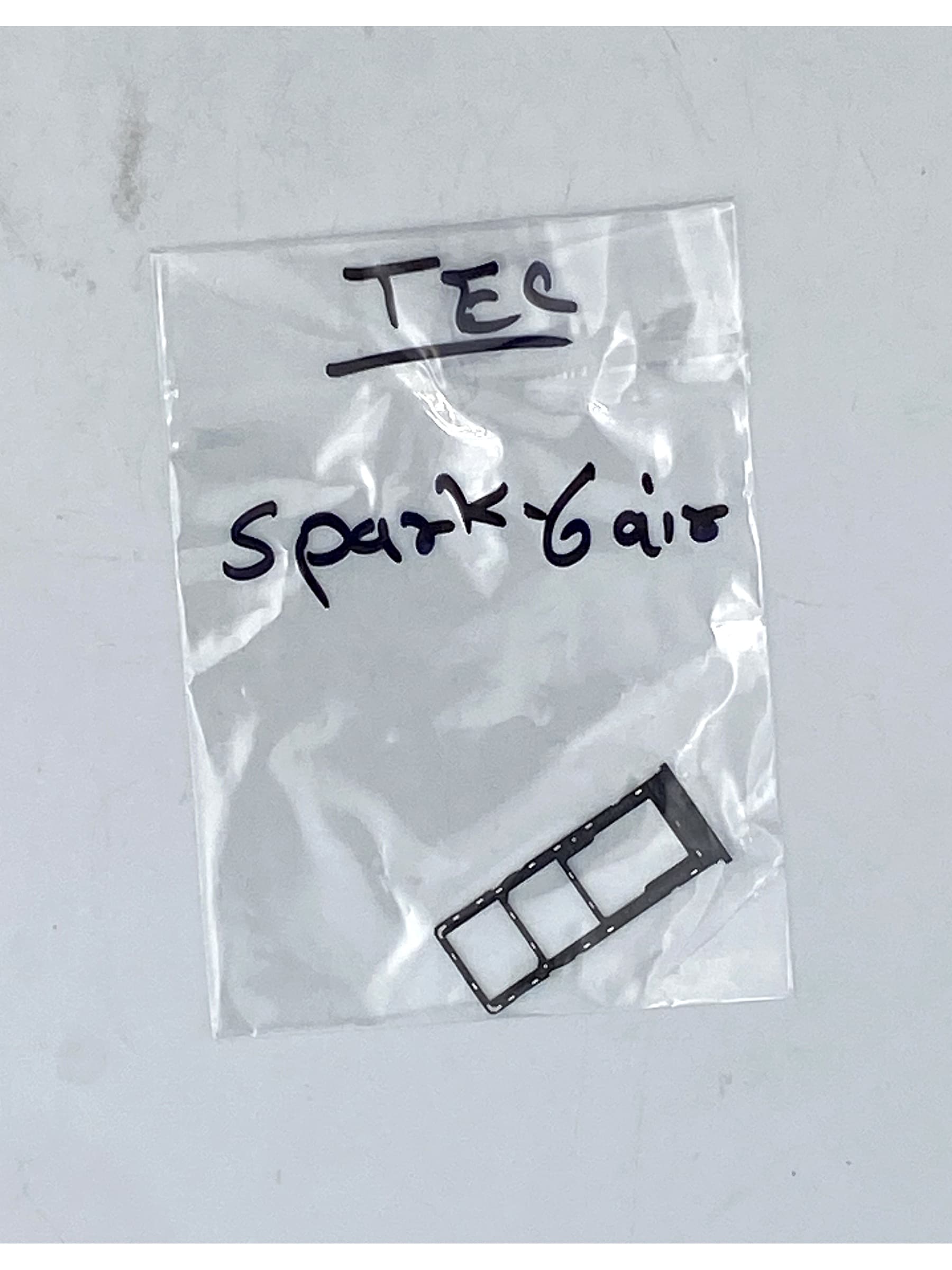 Tecno Spark 6 Air SIM tray