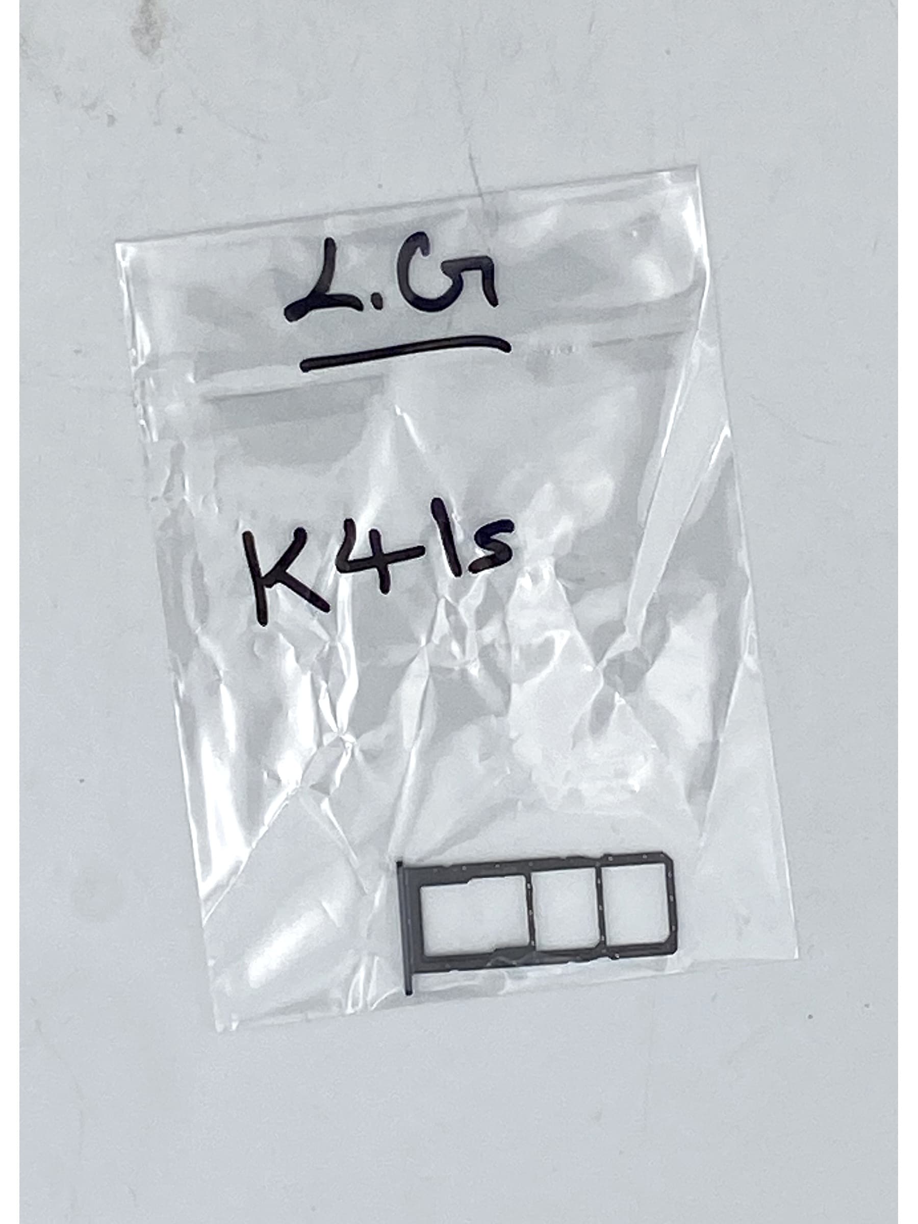 LG K41s SIM tray view 1