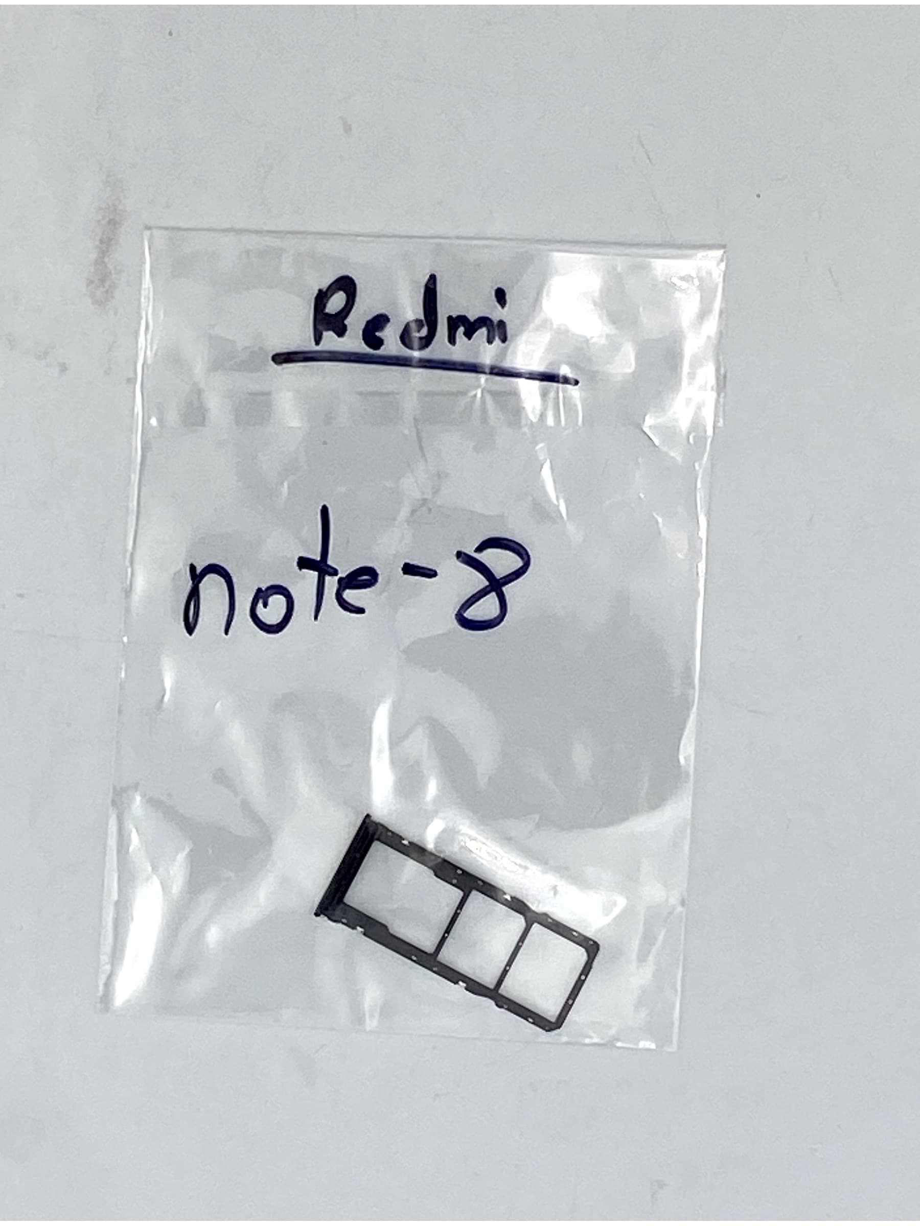 Xiaomi Redmi Note 8 SIM tray view 1
