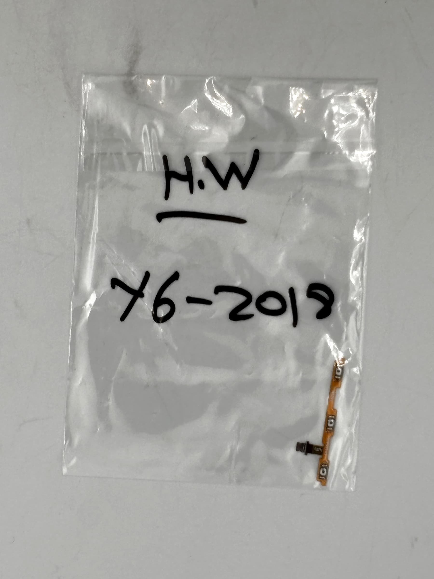 Huawei Y6 2019 Power flex cable view 1